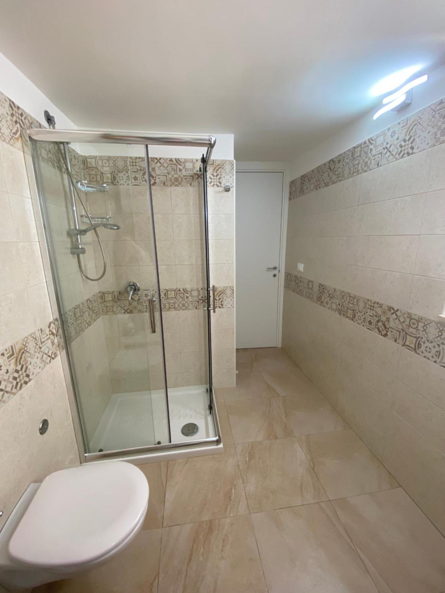 Touristhouse Monopoli 10 Bed & Breakfast Bagian luar foto