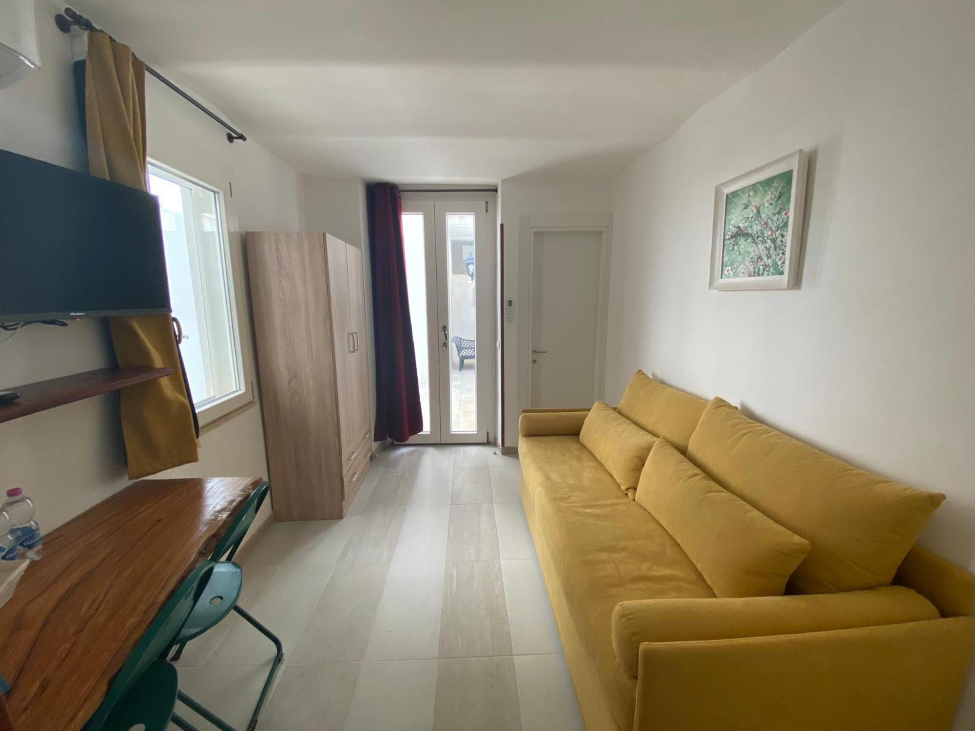 Touristhouse Monopoli 10 Bed & Breakfast Bagian luar foto