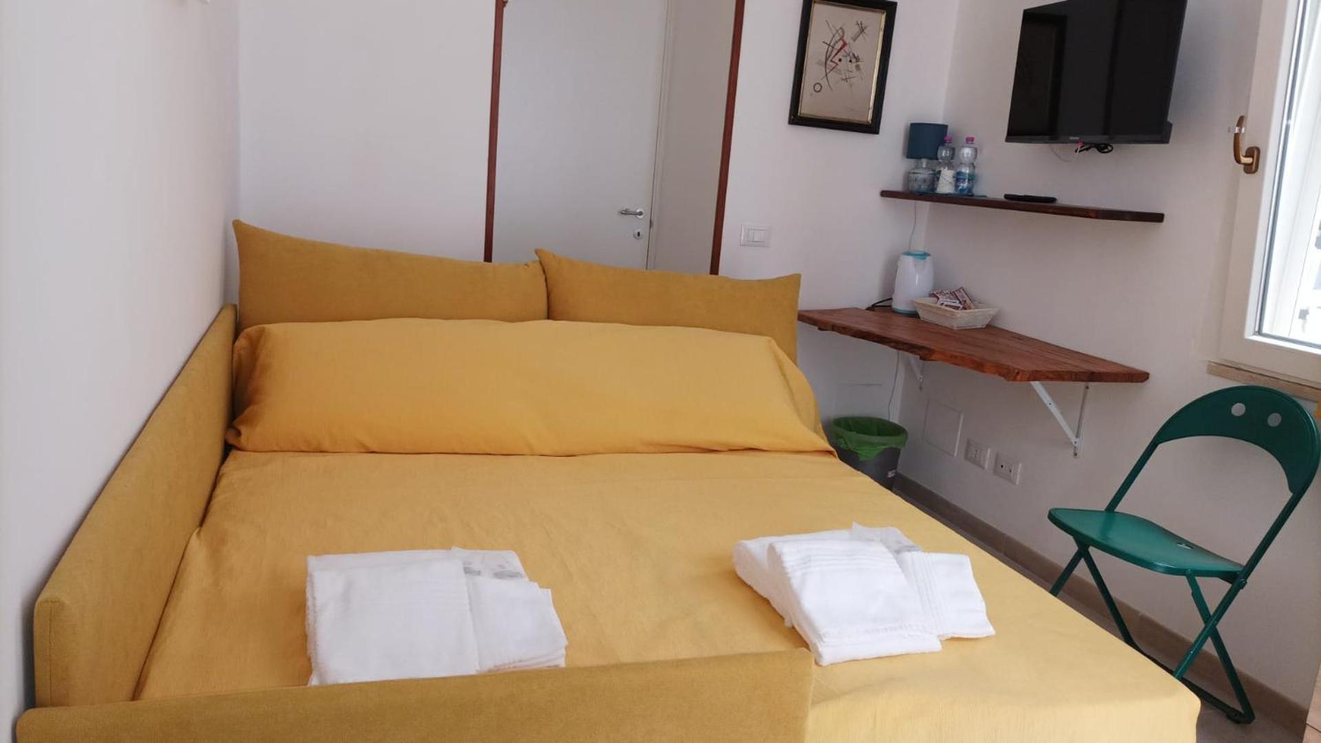 Touristhouse Monopoli 10 Bed & Breakfast Bagian luar foto